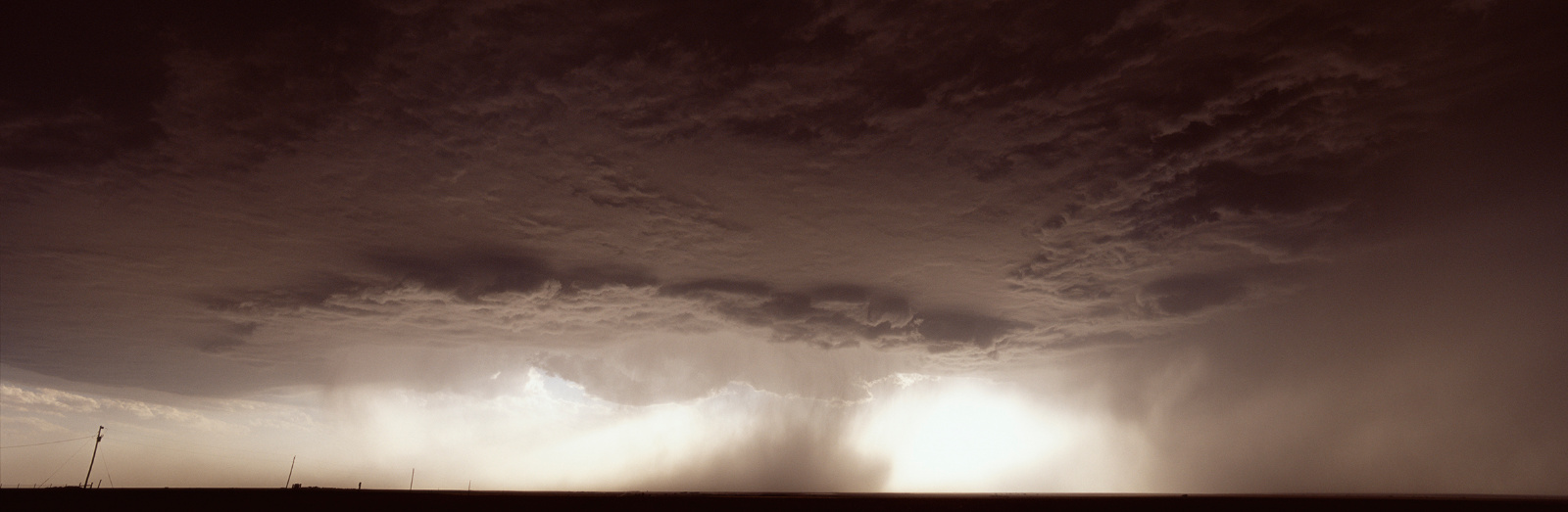 Outflow Dust 2 Oakley Kansas